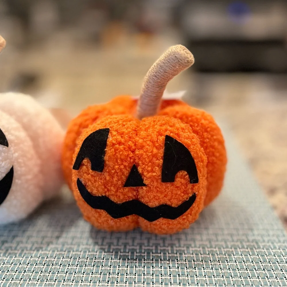 Target Bullseye Halloween 2024 Pumpkins Set of 3 Brand New🎃
